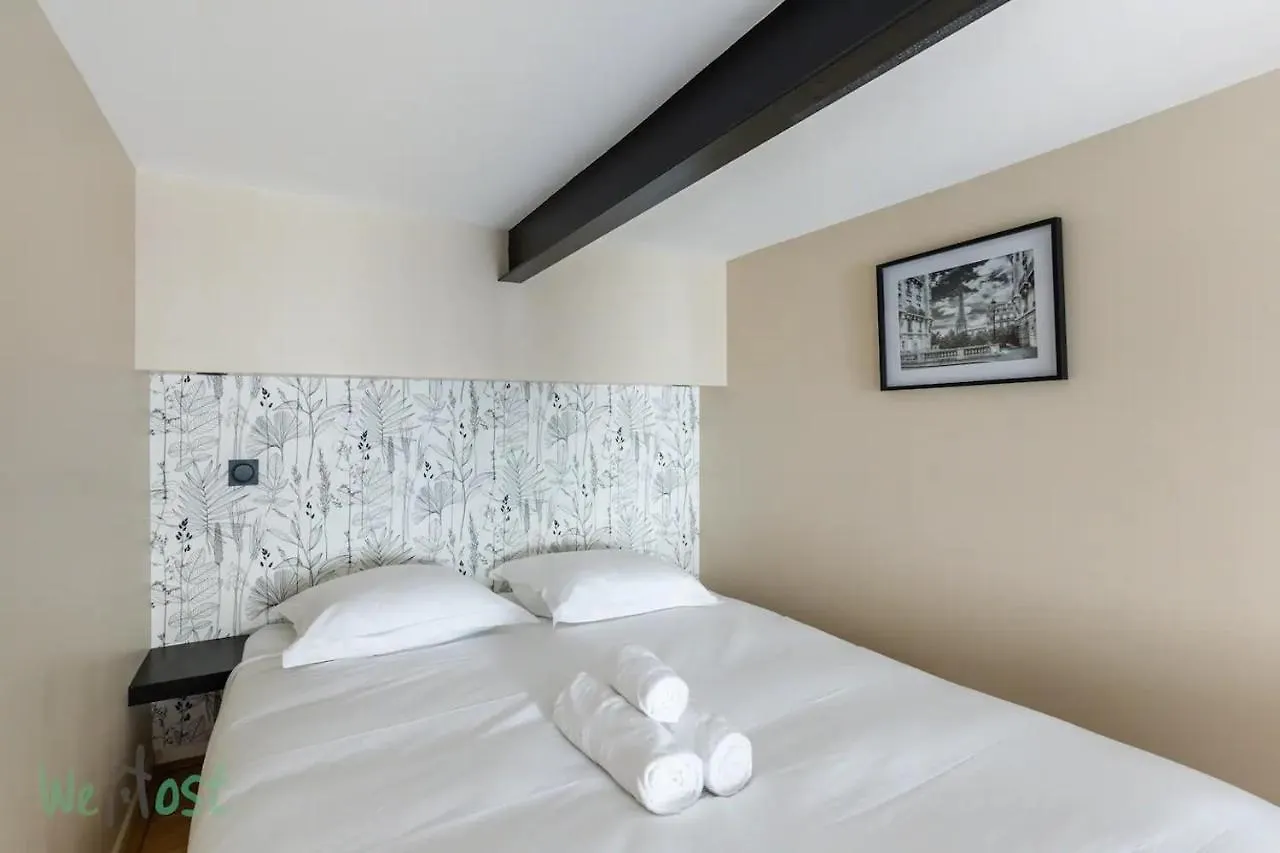 Duplex-Universite Lyon 0*,  France